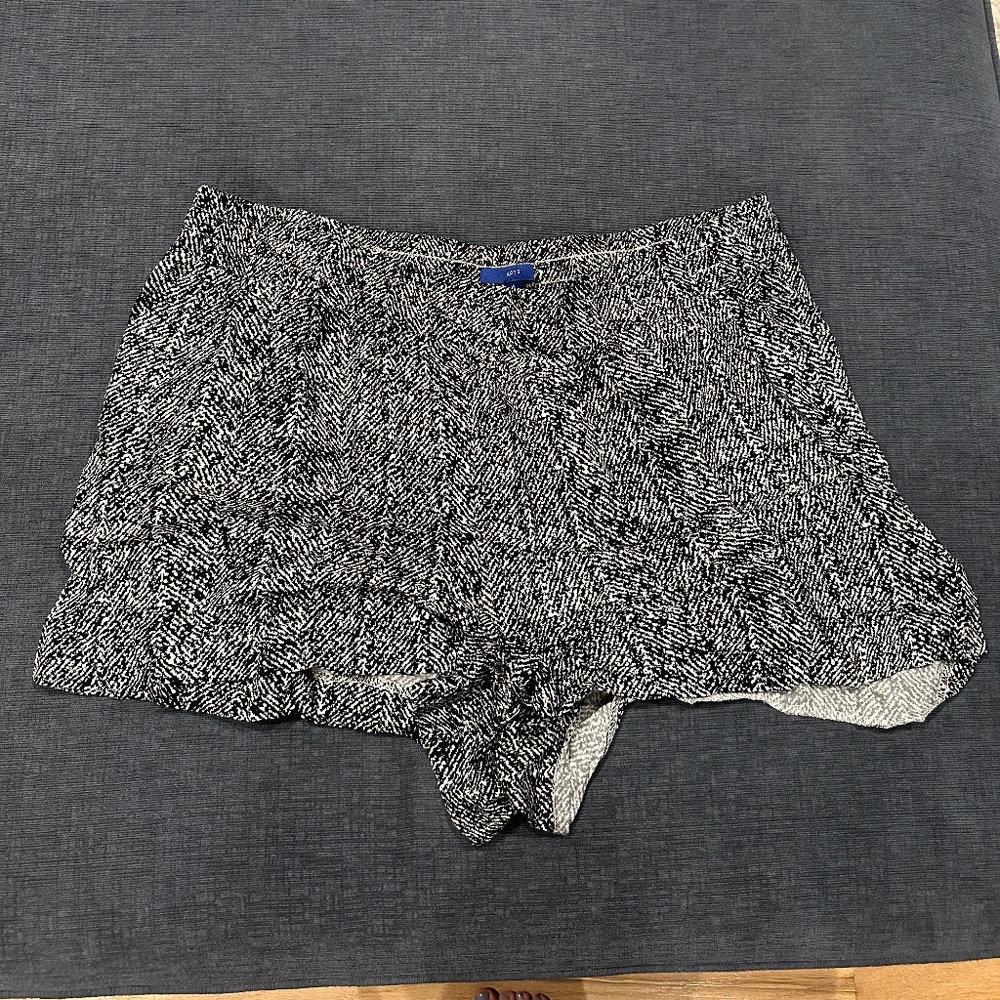 Women's casual shorts
